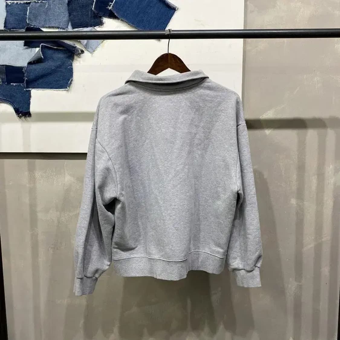 (95) 코드그라피 여성 캐주얼 자수 크롭 반집업 맨투맨 긴팔 티 상품이미지4