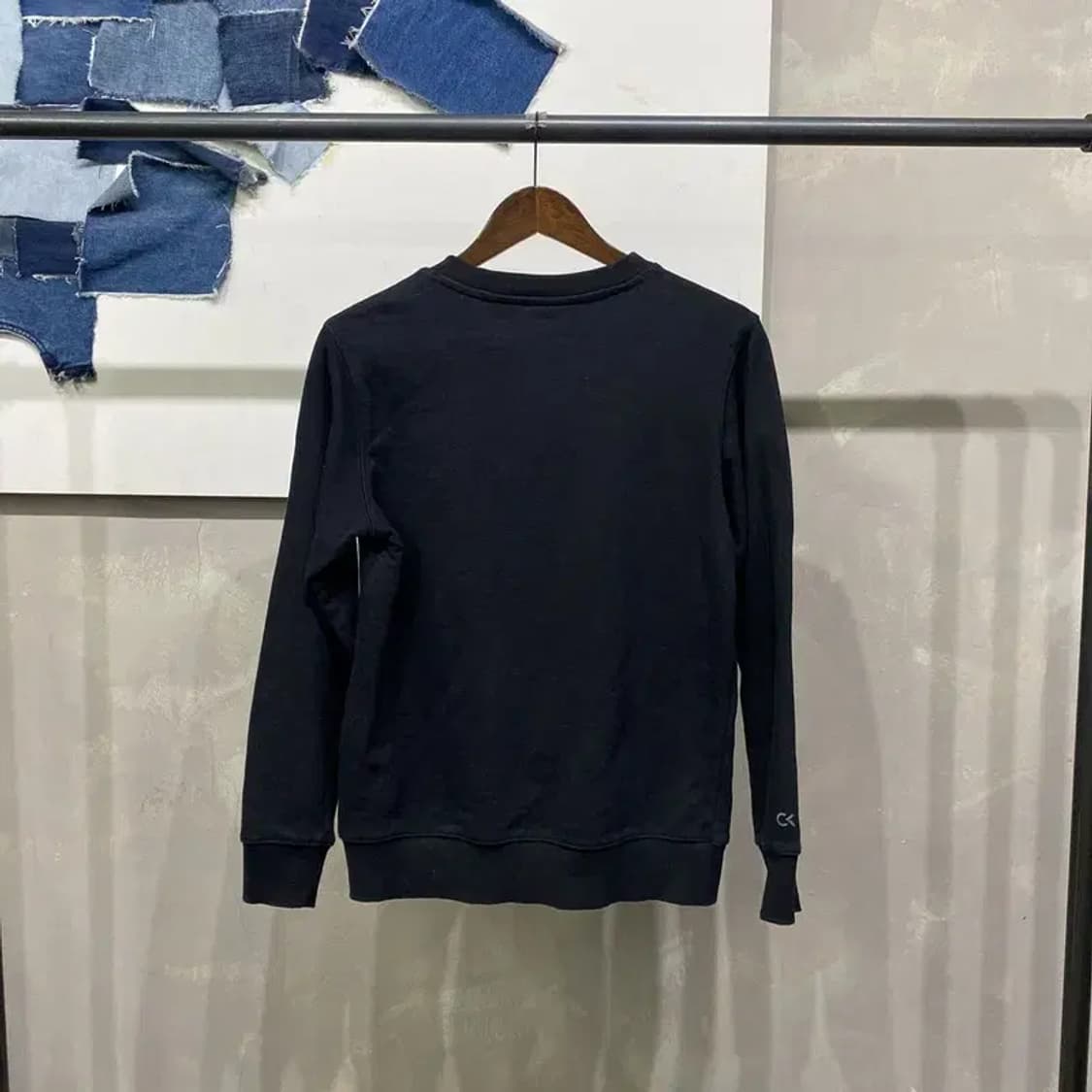 (90) 캘빈클라인 CK 캐주얼 프린팅 맨투맨 긴팔 티 상품이미지4