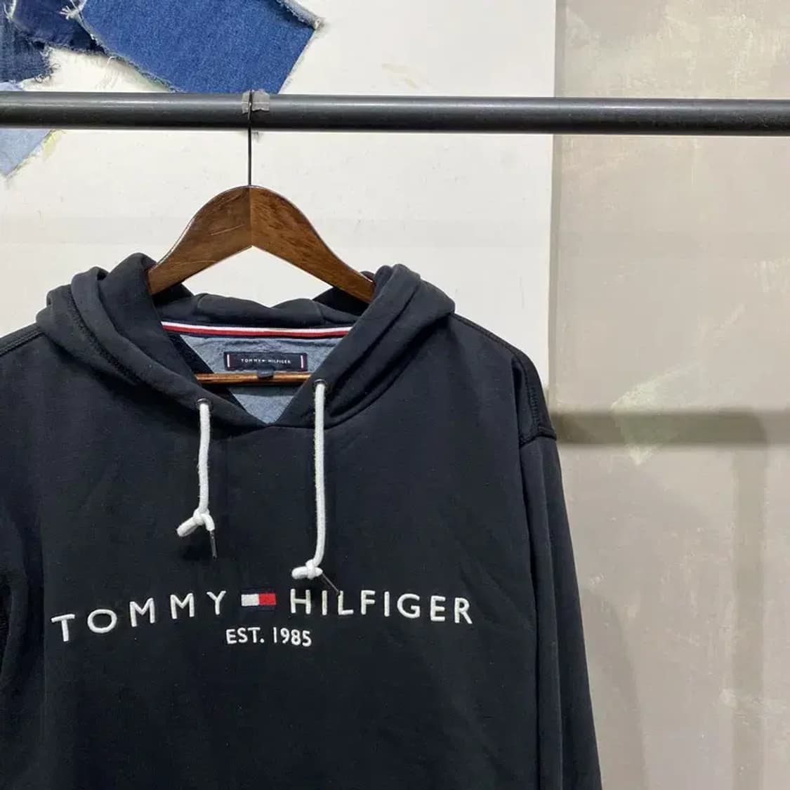 (110) 타미힐피거 캐주얼 자수 기모 후드티 상품이미지3