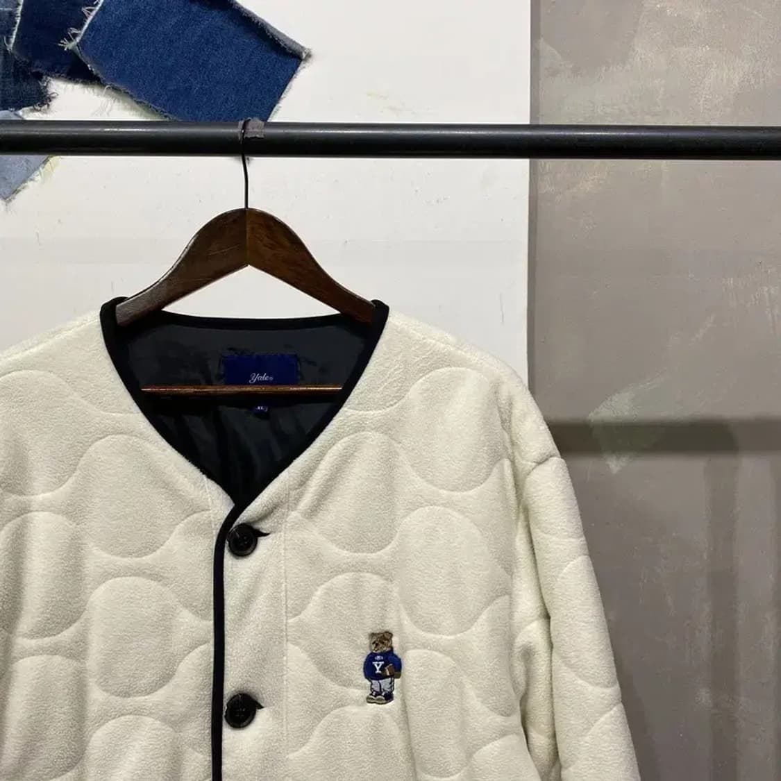 (105) 예일 스트릿 곰돌이 자수 퀼팅 후리스 자켓 상품이미지3