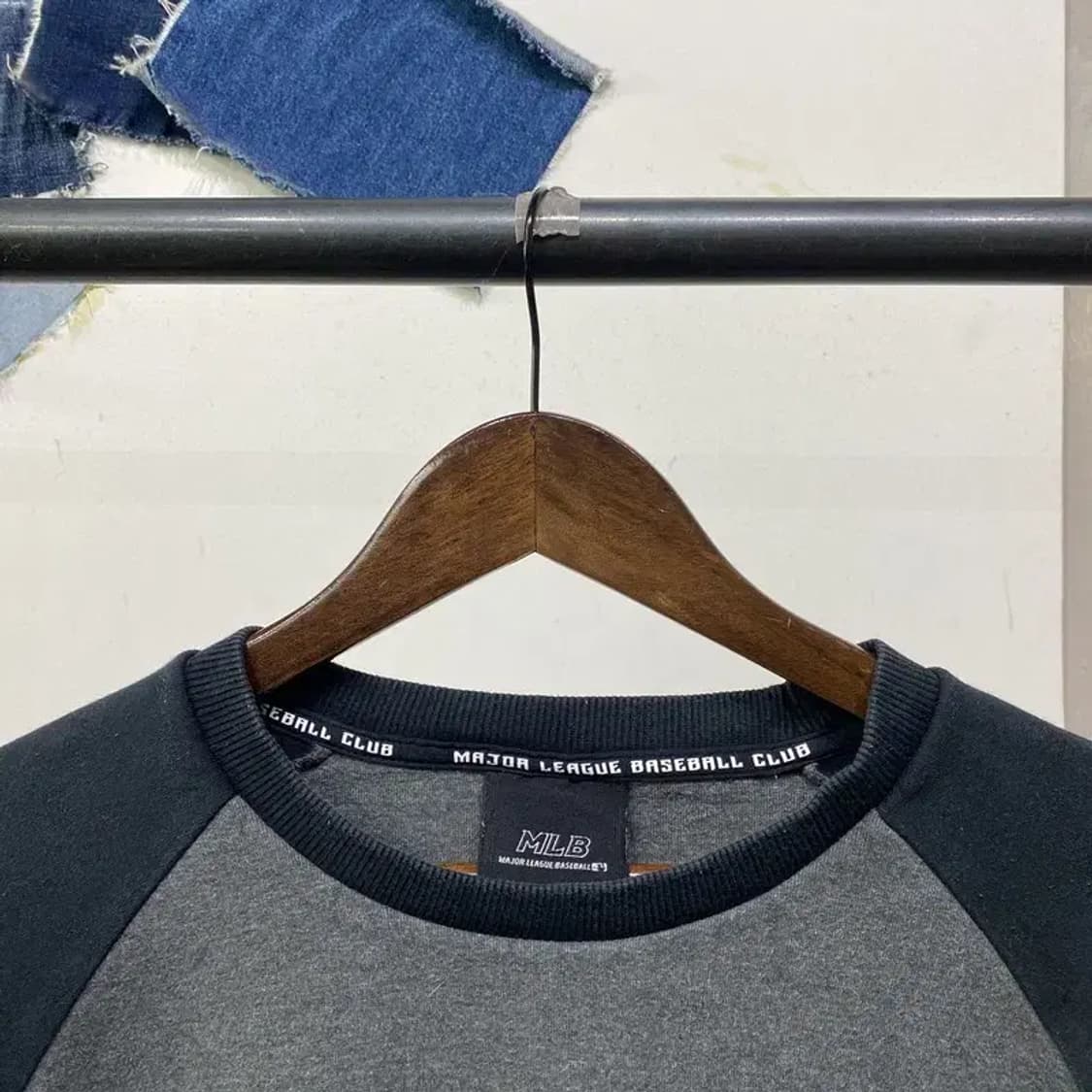 (105) MLB 뉴욕양키스 캐주얼 나그랑 맨투맨 긴팔 티 상품이미지2