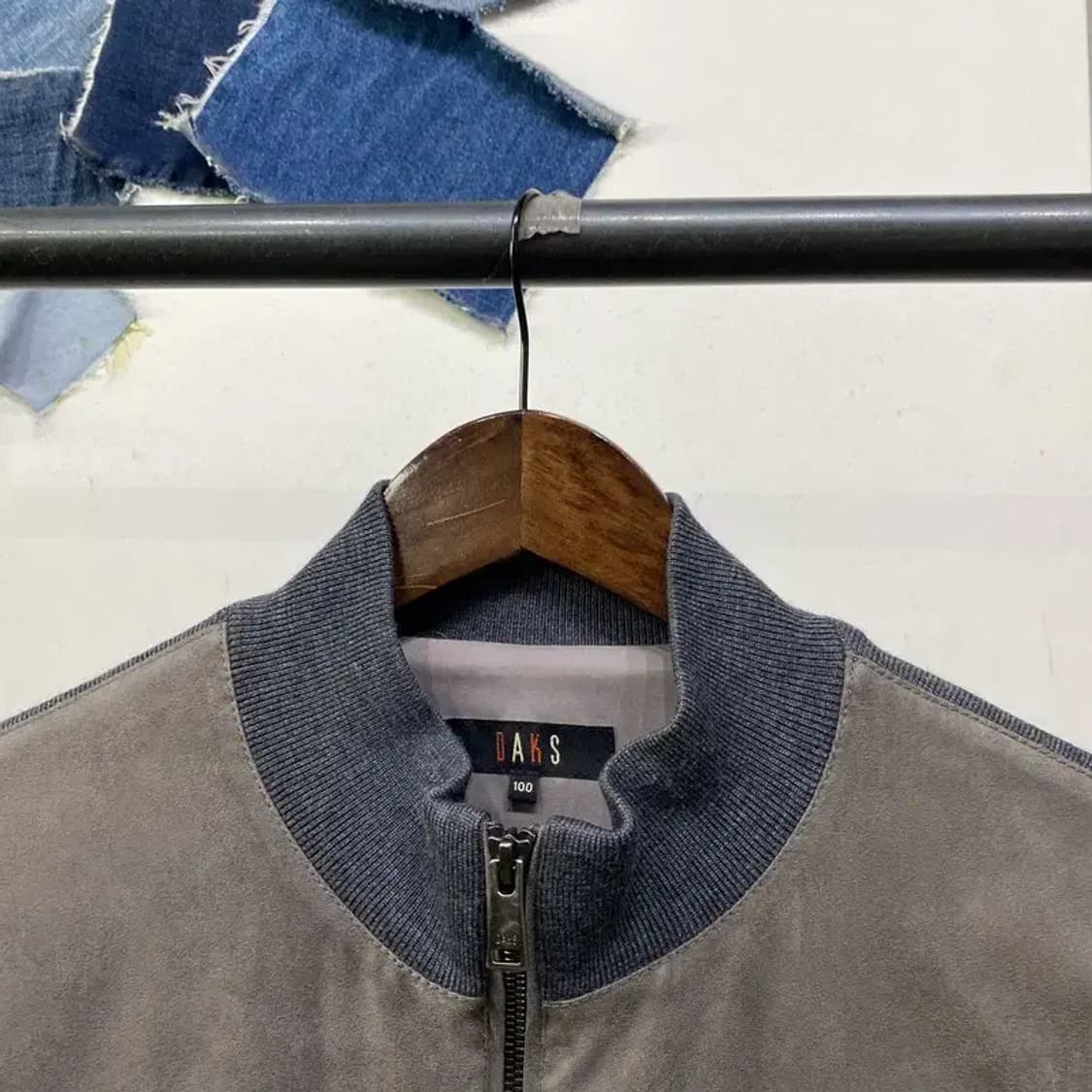 (100) 닥스 캐주얼 클래식 스웨이드 배색 니트 집업 자켓 상품이미지2