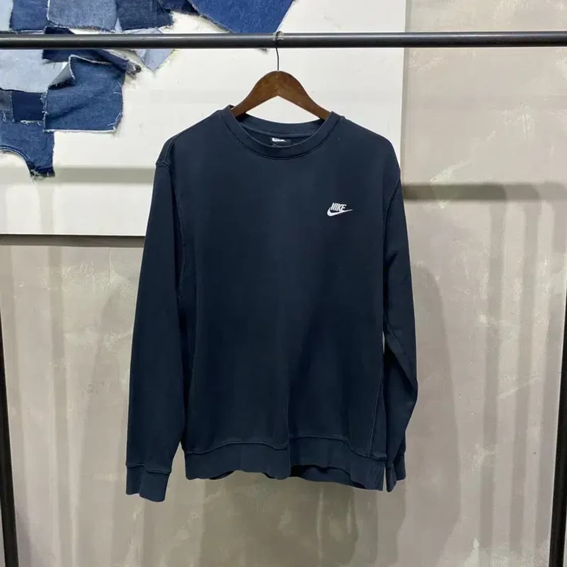 (105) 나이키 캐주얼 자수 맨투맨 긴팔 티 상품이미지1