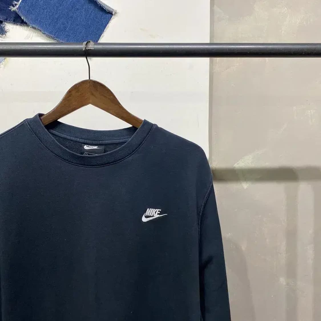 (105) 나이키 캐주얼 자수 맨투맨 긴팔 티 상품이미지3