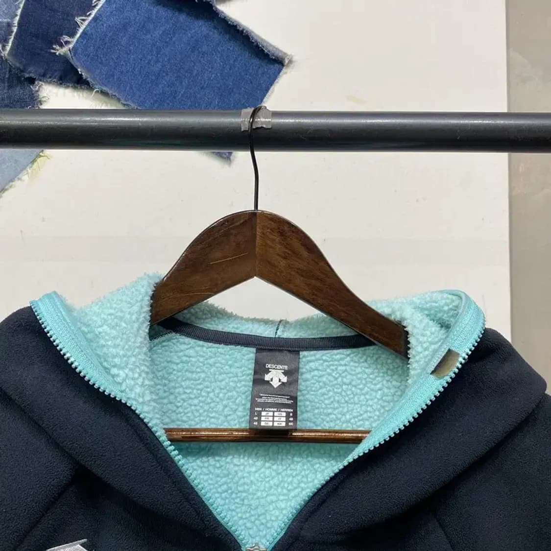 (100) 데상트 캐주얼 양털 기모 후리스 후드집업 자켓 상품이미지2