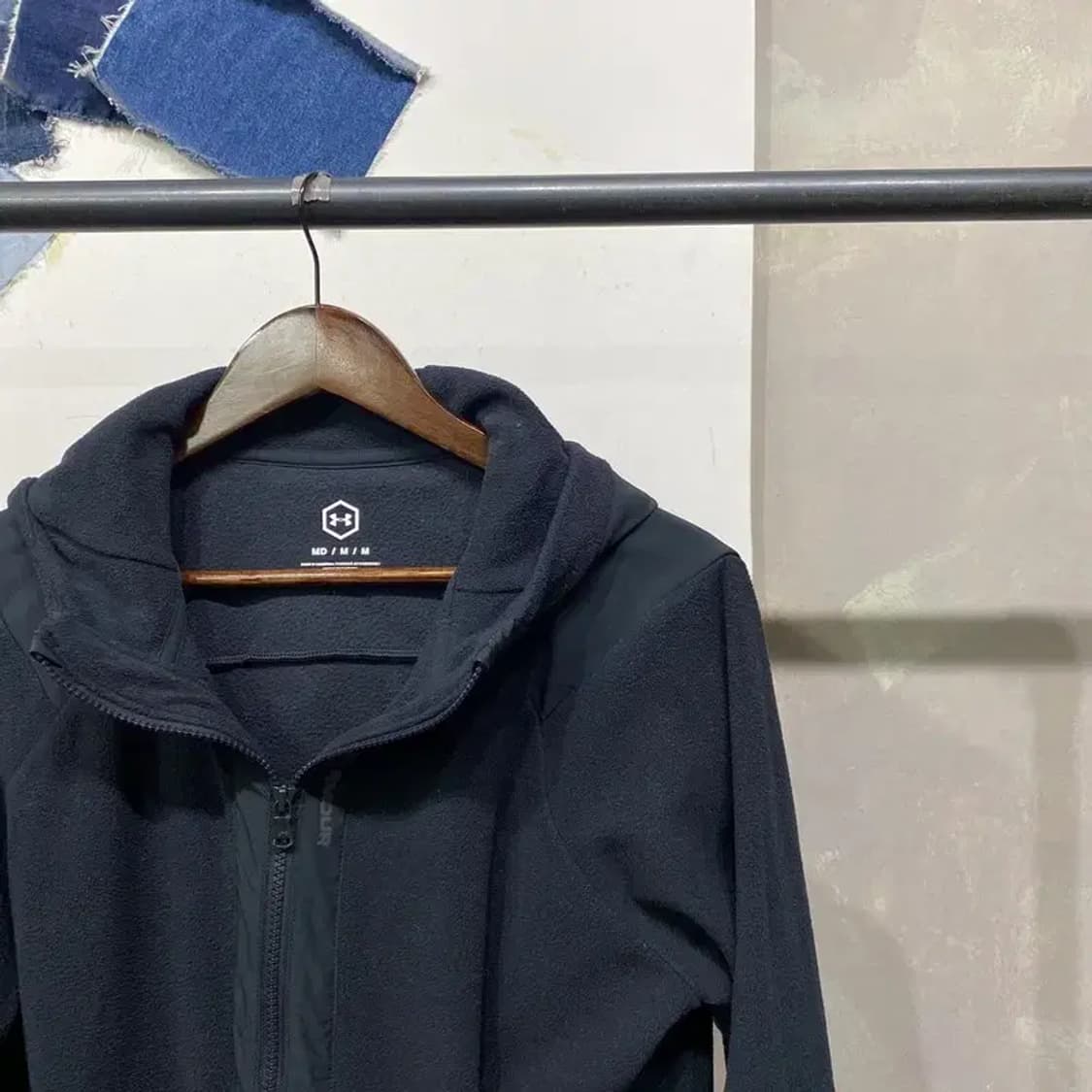 (95) 언더아머 헬스 운동 후리스 후드집업 자켓 상품이미지3