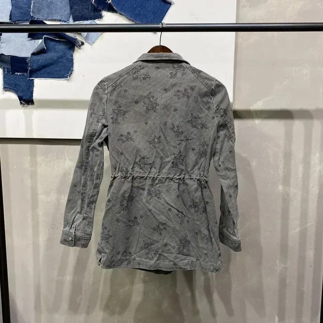 (85) 플라스틱아일랜드 여성 캐주얼 플라워패턴 필드 야상자켓 상품이미지4