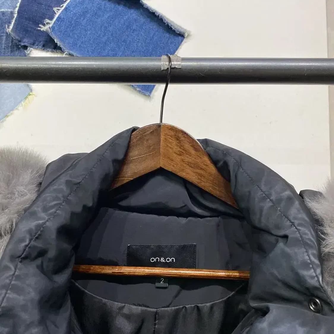 (95) 온앤온 여성 캐주얼 구스다운 거위털 롱패딩 상품이미지2