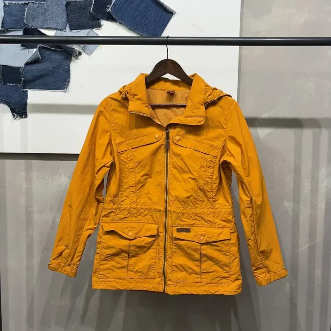 (100) 몽벨 여성 등산 아웃도어 필드 바람막이 자켓 상품이미지1