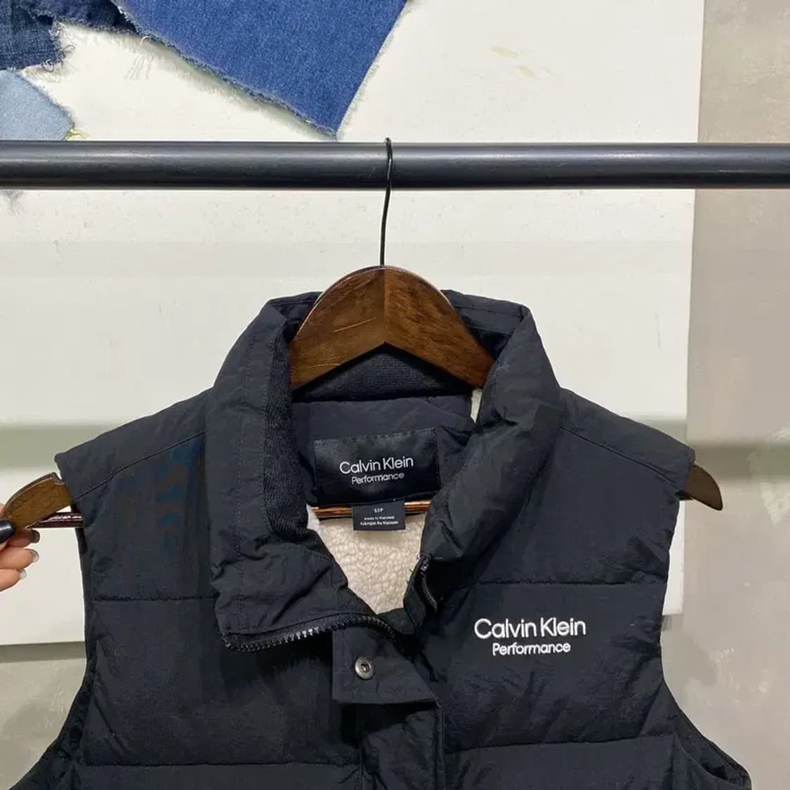 (90) 캘빈클라인 CK 캐주얼 양털 기모 패딩 조끼 상품이미지2