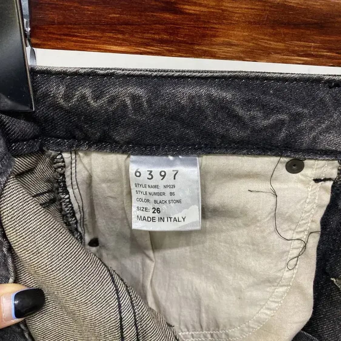 (26인치) 6397 여성 스판 워싱 8부 흑청바지 데님팬츠 상품이미지5