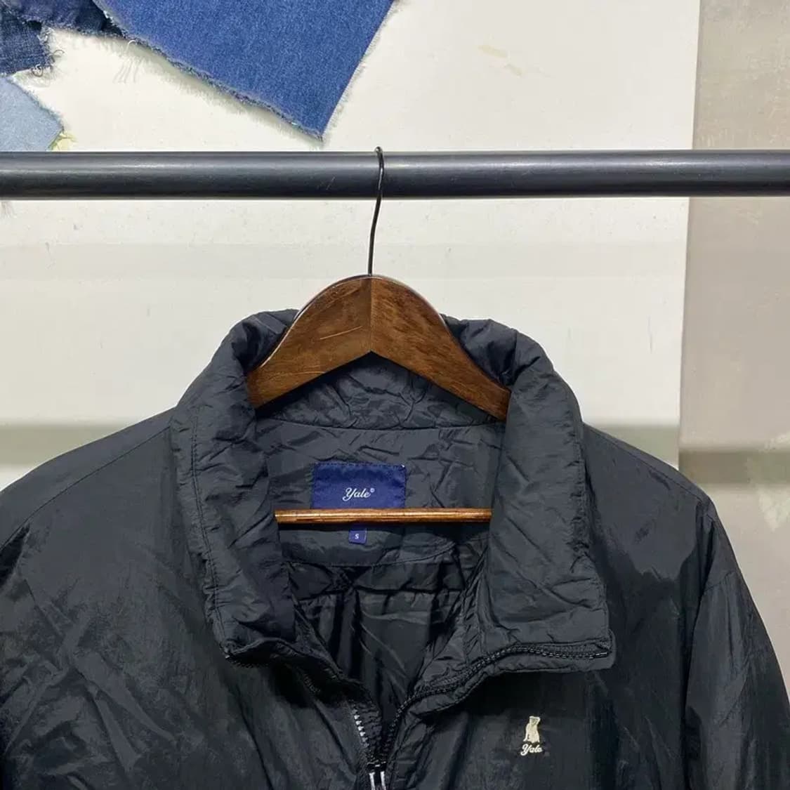 (90) 예일 캐주얼 스트릿 자수 패딩 점퍼 상품이미지2