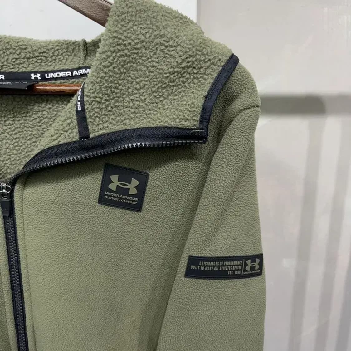 (95) 언더아머 여성 운동 캐주얼 기모 후드집업 자켓 상품이미지3