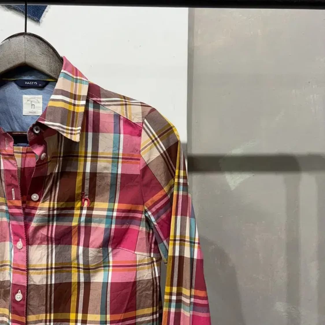 (85) 헤지스 여성 캐주얼 클래식 체크 셔츠 남방 상품이미지3