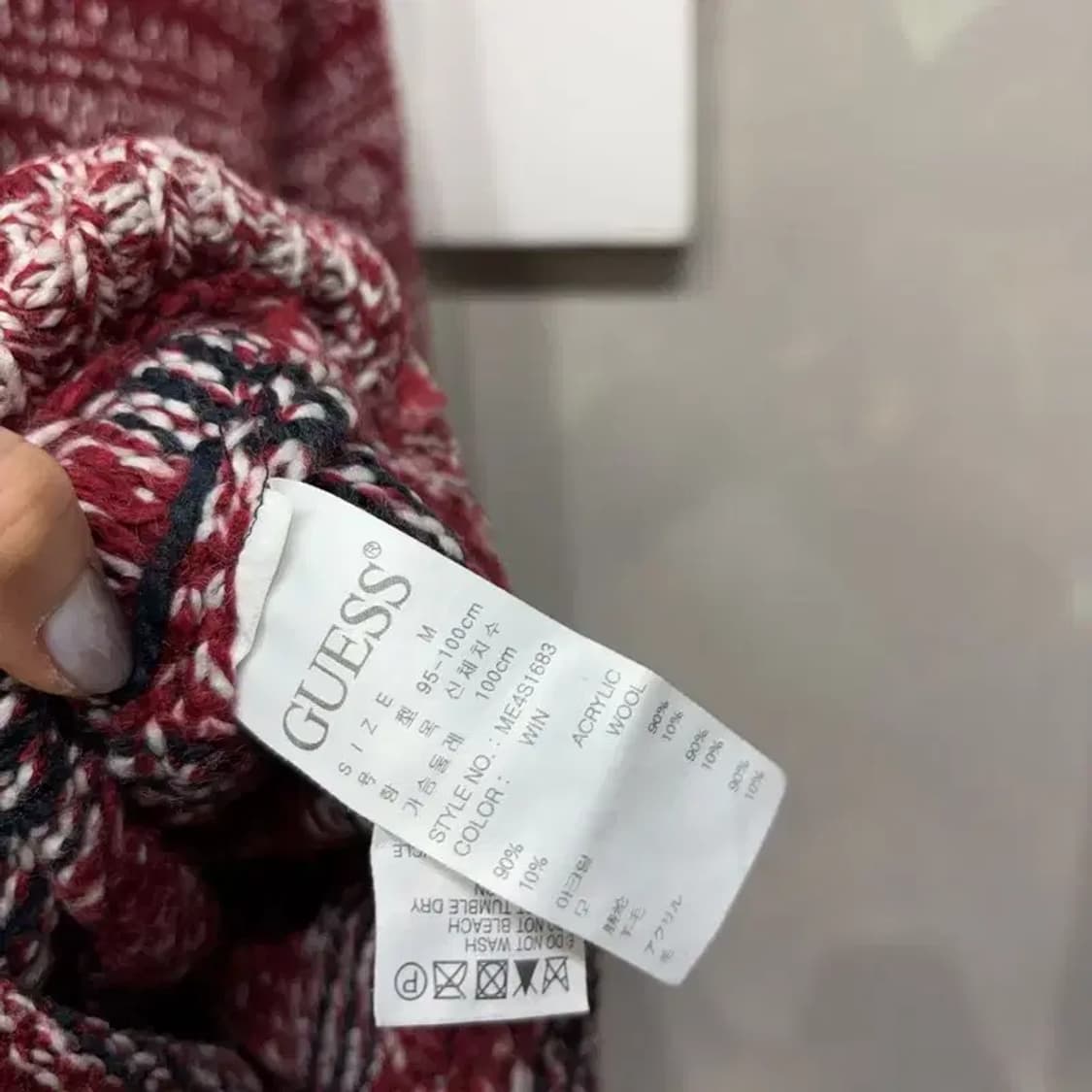 (90) 게스 캐주얼 에스닉 울 브이넥 니트 상품이미지5