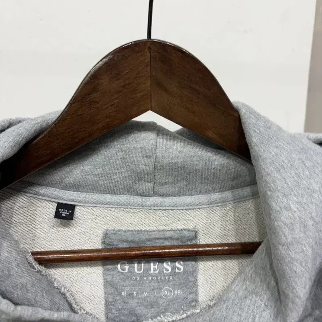 (105) 게스 캐주얼 스트릿 빅로고 후드티 상품이미지2