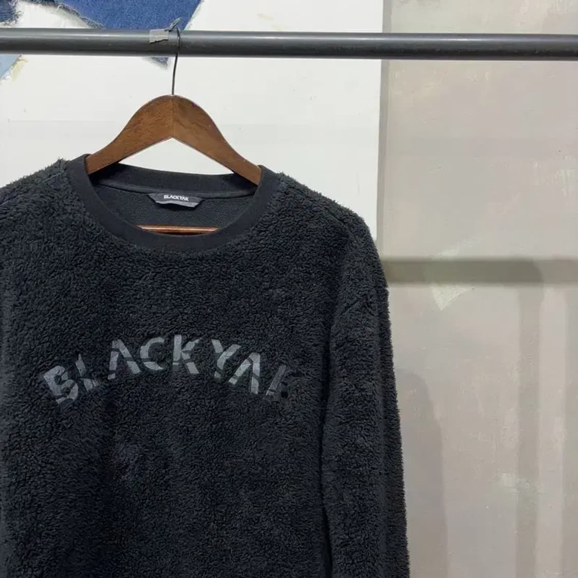 (110) 블랙야크 캐주얼 후리스 기모 맨투맨 긴팔 티 상품이미지3