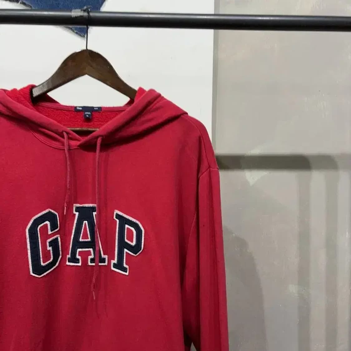 (105) GAP 갭 캐주얼 로고 기모 후드티 상품이미지3