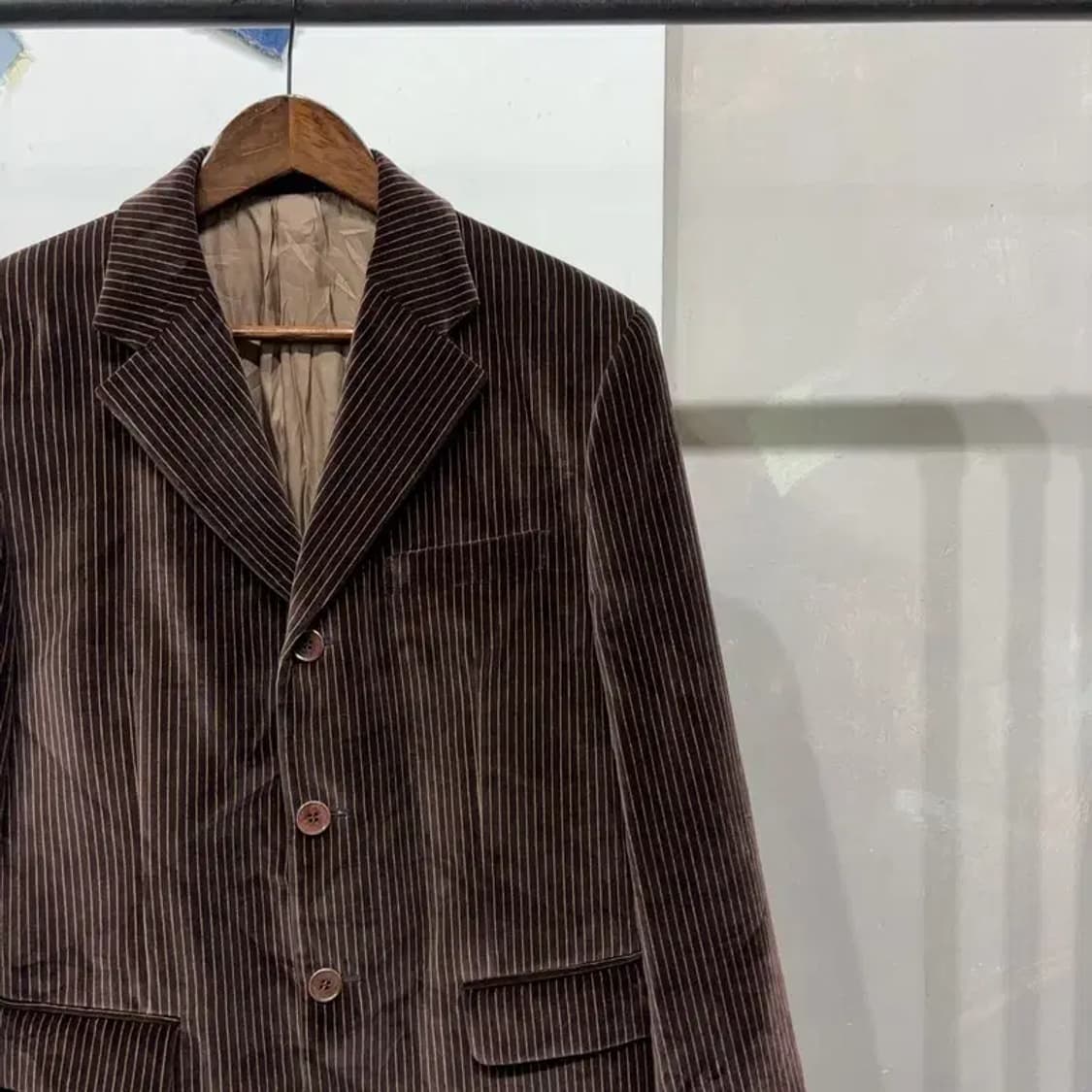 (100) 인터메조 클래식 벨벳 스트라이프 블레이저 자켓 상품이미지3