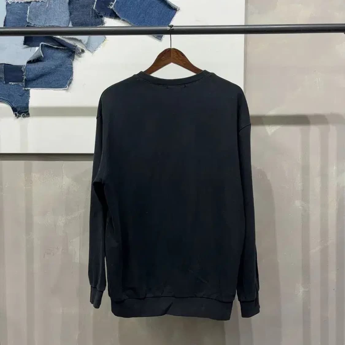 (105) 게스 캐주얼 빅로고 프린팅 맨투맨 긴팔 티 상품이미지4