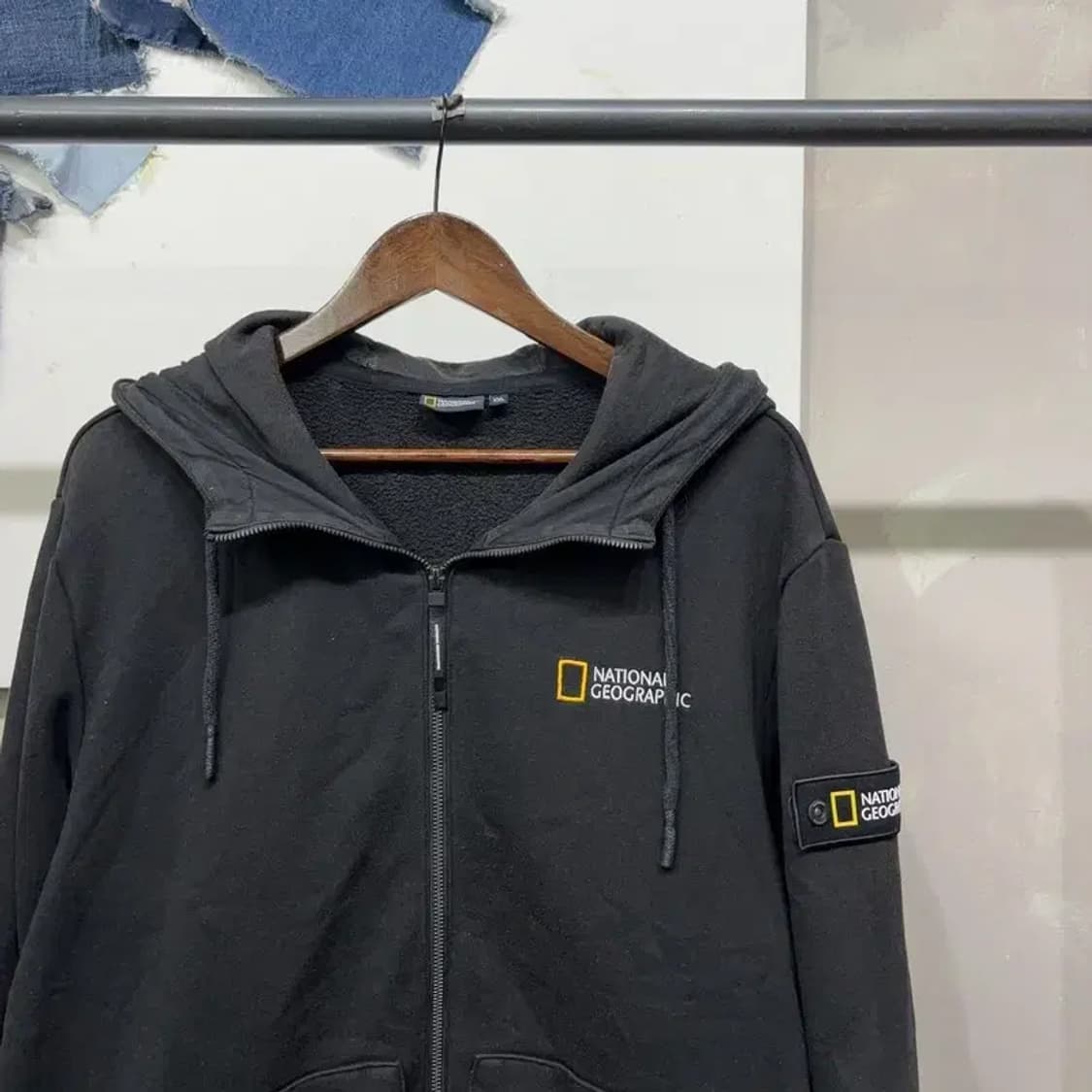 (110) 내셔널지오그래픽 캐주얼 자수 와펜 기모 후드집업 자켓 상품이미지3