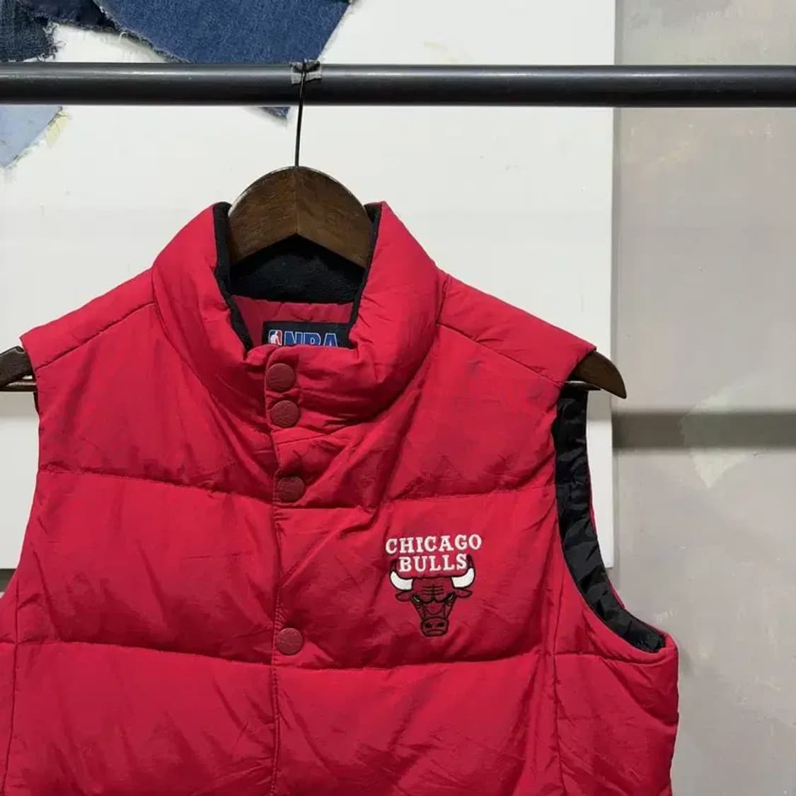 (90) NBA 시카고불스 농구 캐주얼 덕다운 오리털 패딩 조끼 상품이미지3