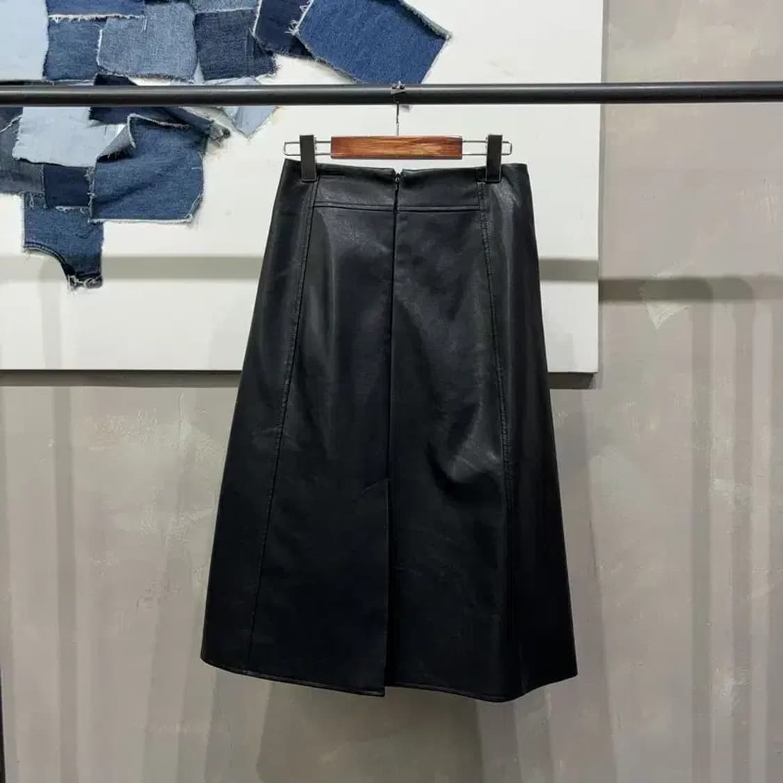 (25인치) 미쏘 MIXXO 여성 캐주얼 에이라인 가죽 스커트 상품이미지3