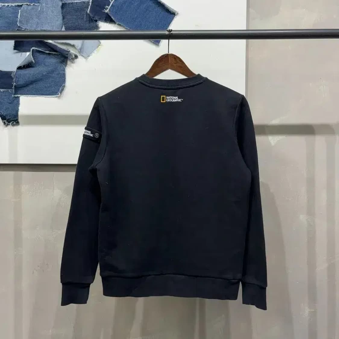 (90) 내셔널지오그래픽 아웃도어 캐주얼 와펜 맨투맨 긴팔 티 상품이미지4