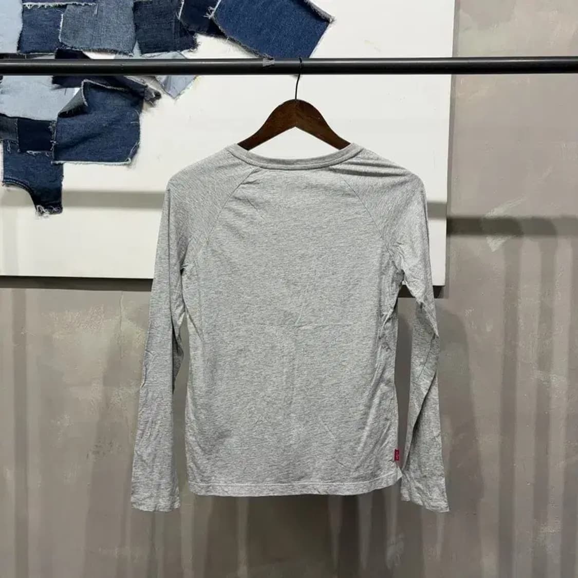 (95) 리바이스 여성 빈티지 빅로고 롱슬리브 긴팔 티 상품이미지4