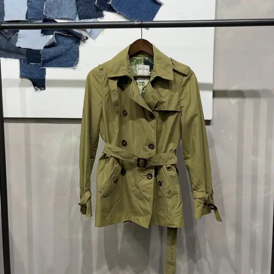 (90) 빈폴 여성 캐주얼 더블버튼 숏 트렌치코트 상품이미지1