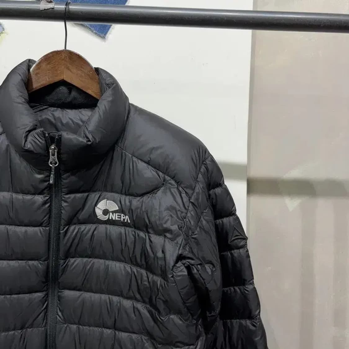 (95) 네파 등산 아웃도어 구스다운 거위털 경량패딩 상품이미지3