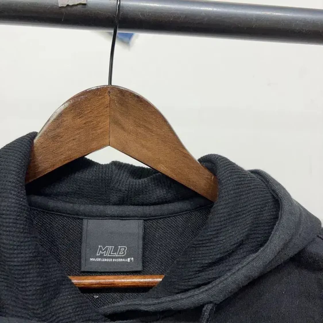 (85) MLB 뉴욕양키스 여성 스트릿 자수 후드티 상품이미지2