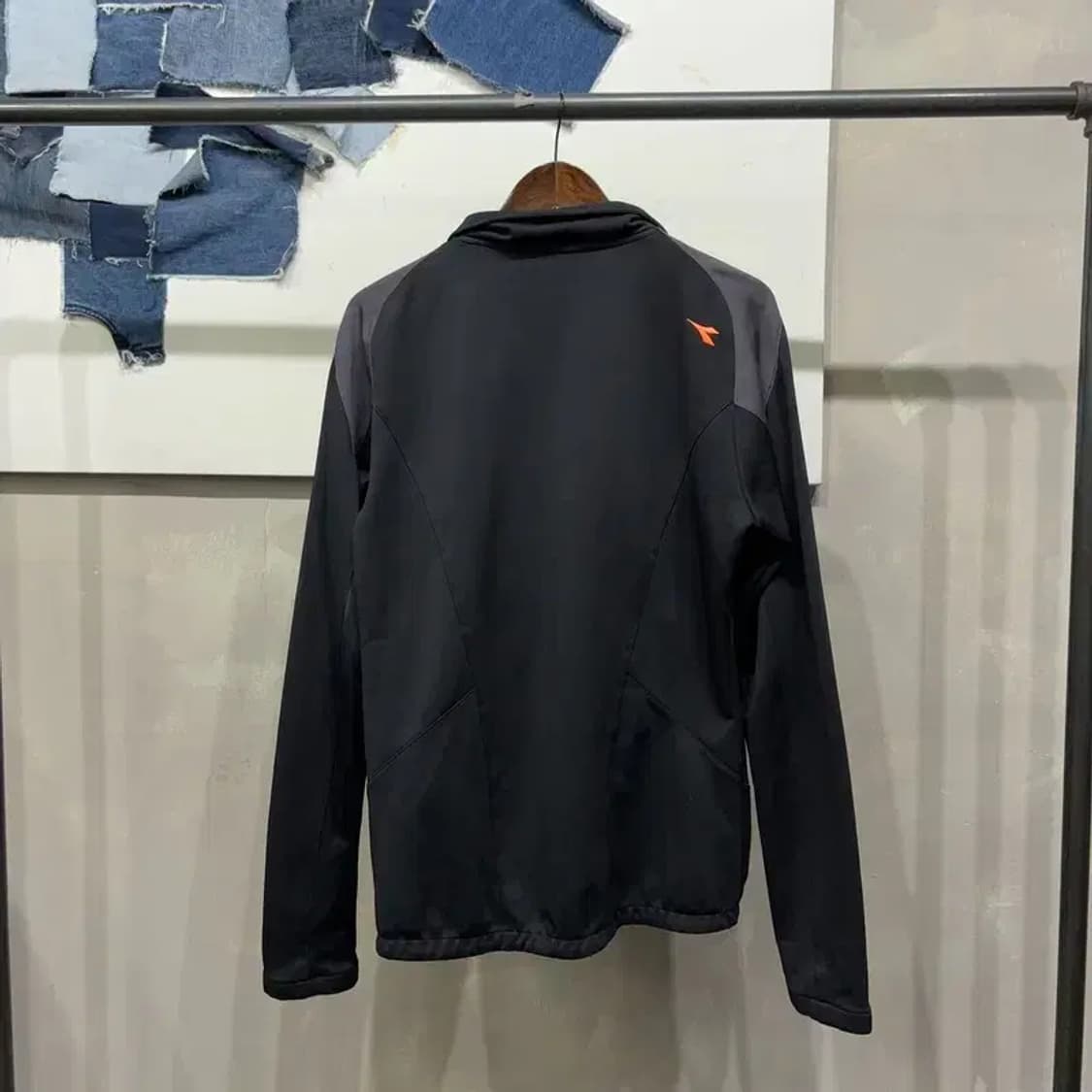 (100) 디아도라 스포츠 캐주얼 기능성 기모 집업 자켓 상품이미지4