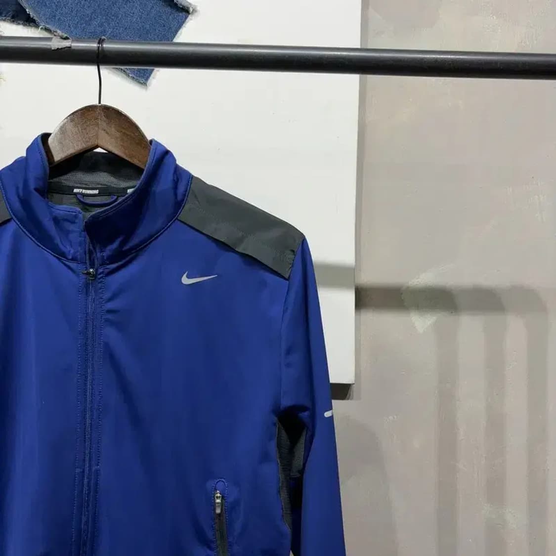 (100) 나이키 런닝 운동 스포츠 기능성 집업 자켓 상품이미지3