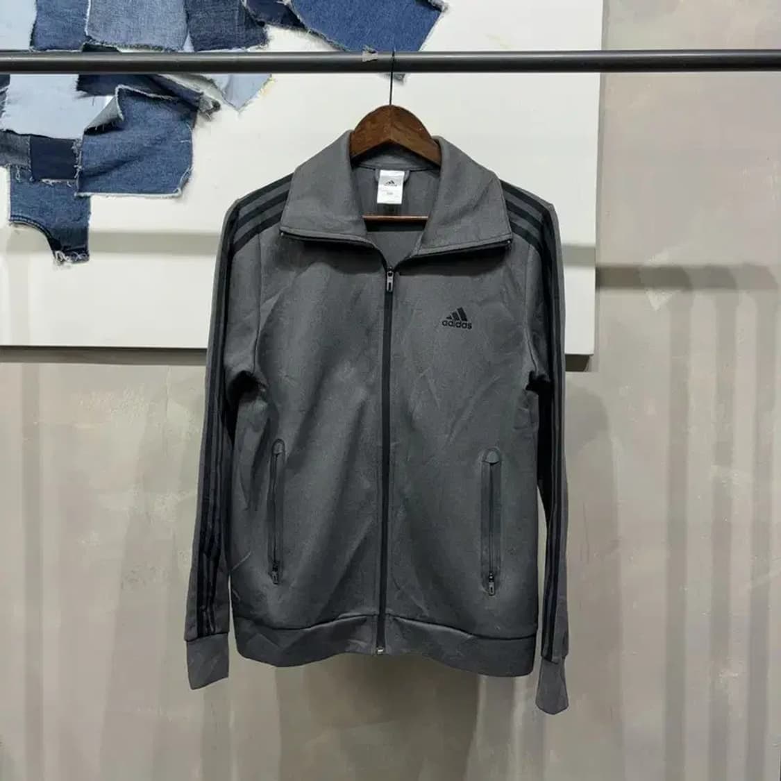 (105) 아디다스 캐주얼 자수 저지 집업 자켓 상품이미지1