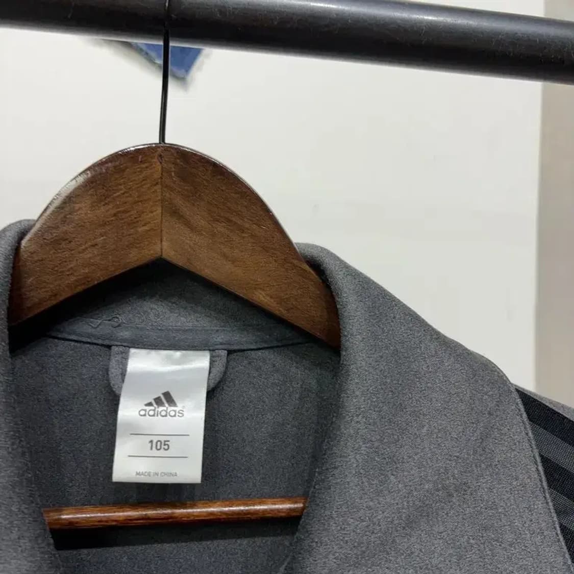 (105) 아디다스 캐주얼 자수 저지 집업 자켓 상품이미지2