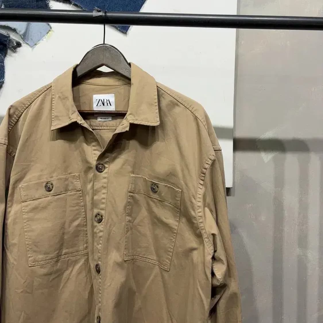 (110) 자라 ZARA 캐주얼 릴렉스드핏 투포켓 셔츠 남방 상품이미지3