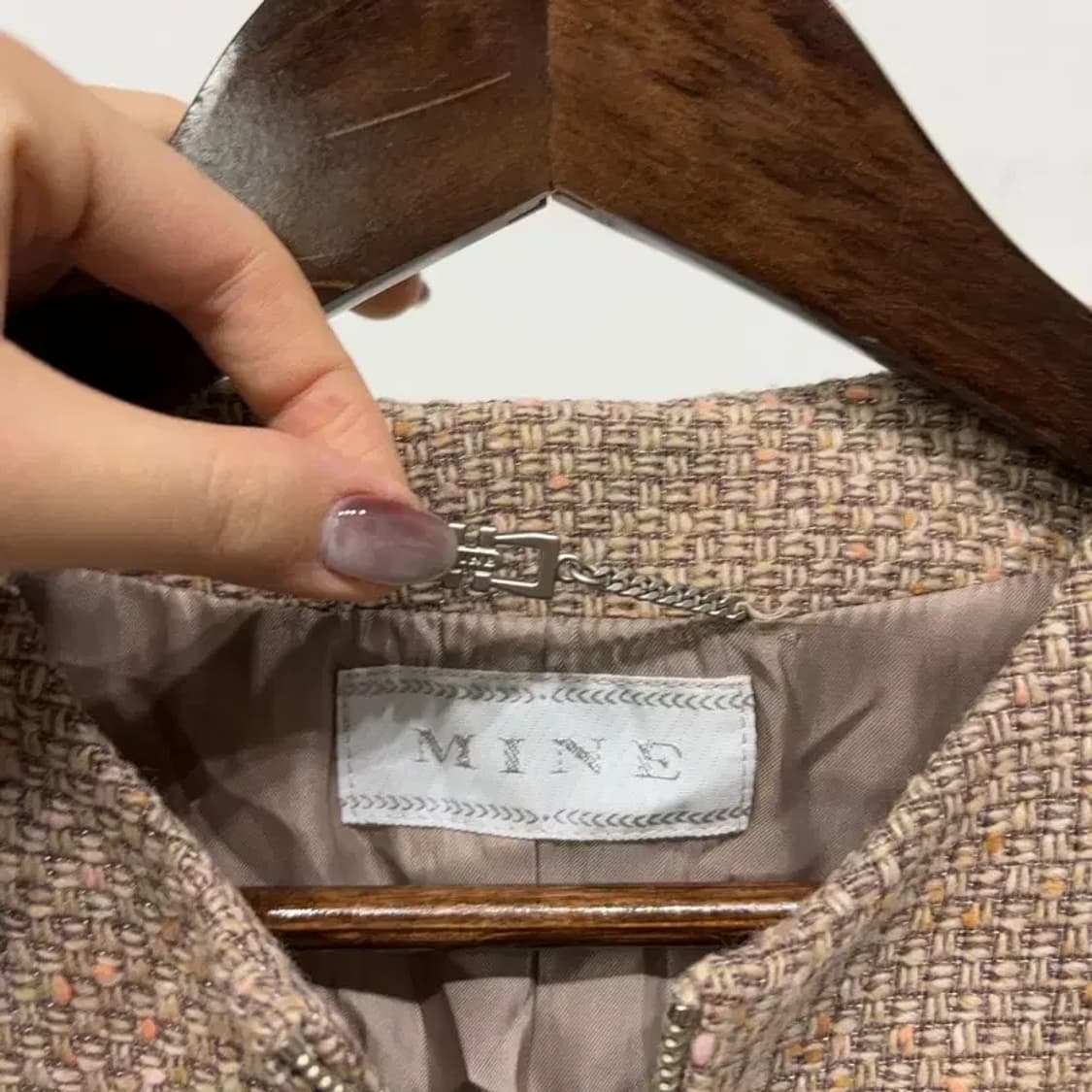 (80) 마인 여성 한섬 캐주얼 트위드 봄버 크롭 자켓 상품이미지3