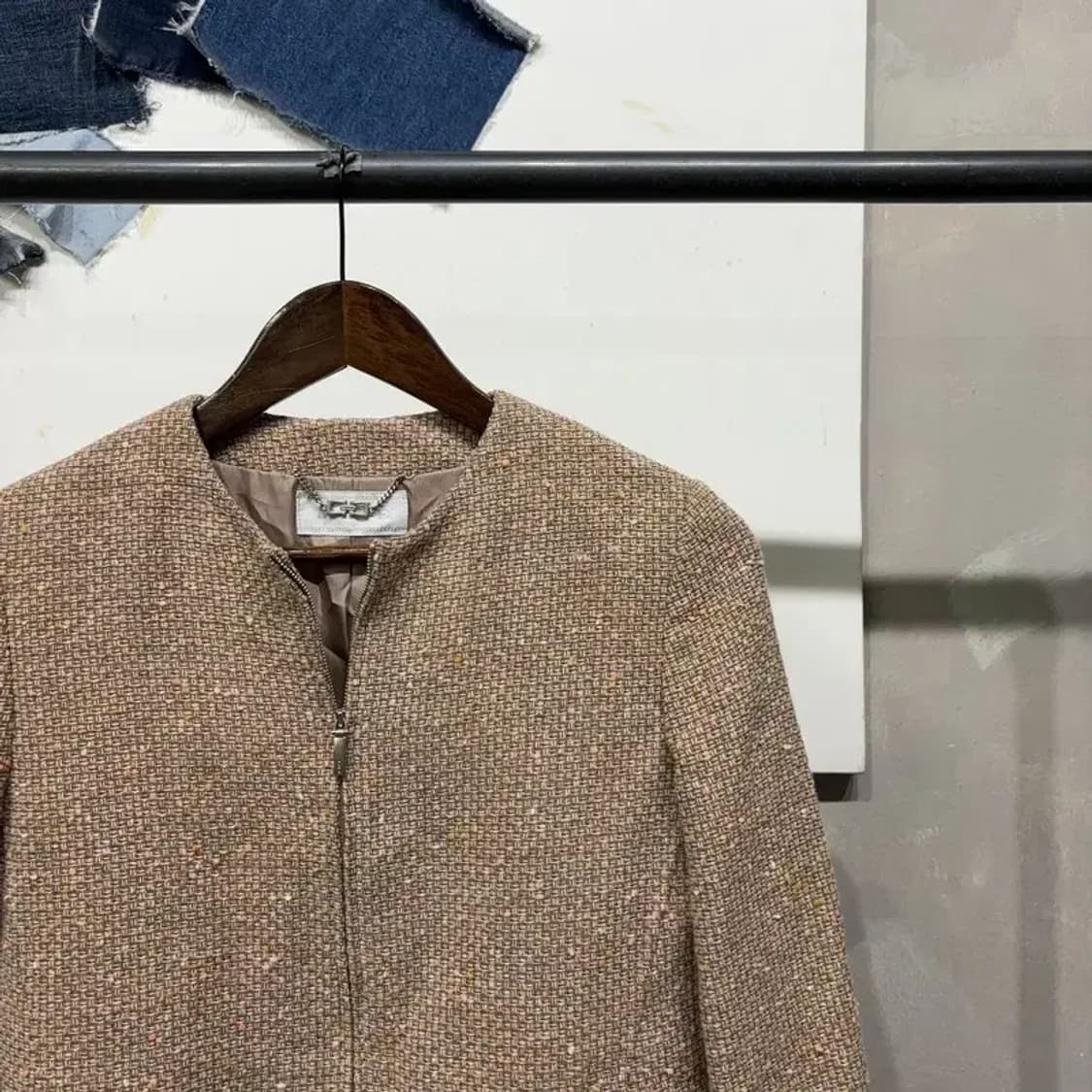 (80) 마인 여성 한섬 캐주얼 트위드 봄버 크롭 자켓 상품이미지4