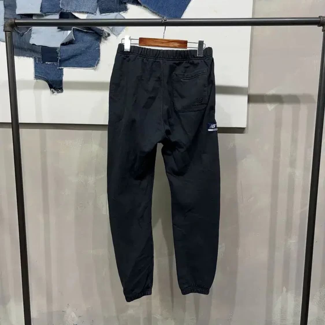 (28~30인치) 뉴발란스 여성 캐주얼 밴딩 기모 조거팬츠 운동바지 상품이미지3