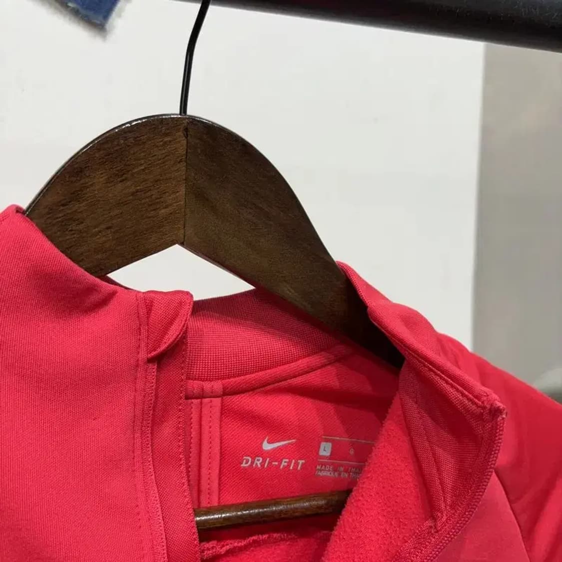 (85) 나이키 여성 드라이핏 바르셀로나 기능성 반집업 긴팔 티 상품이미지2
