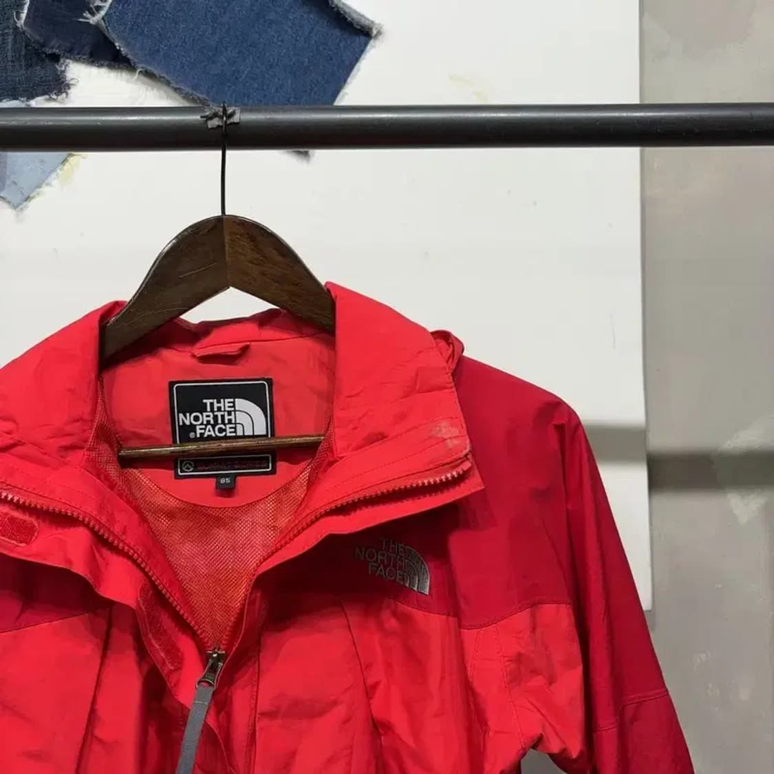 (85) 노스페이스 여성 등산 고어텍스 후드 바람막이 자켓 상품이미지3