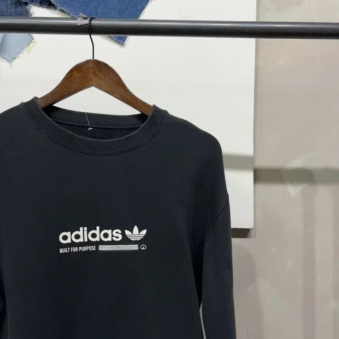 (95) 아디다스 캐주얼 불꽃로고 프린팅 맨투맨 긴팔 티 상품이미지3