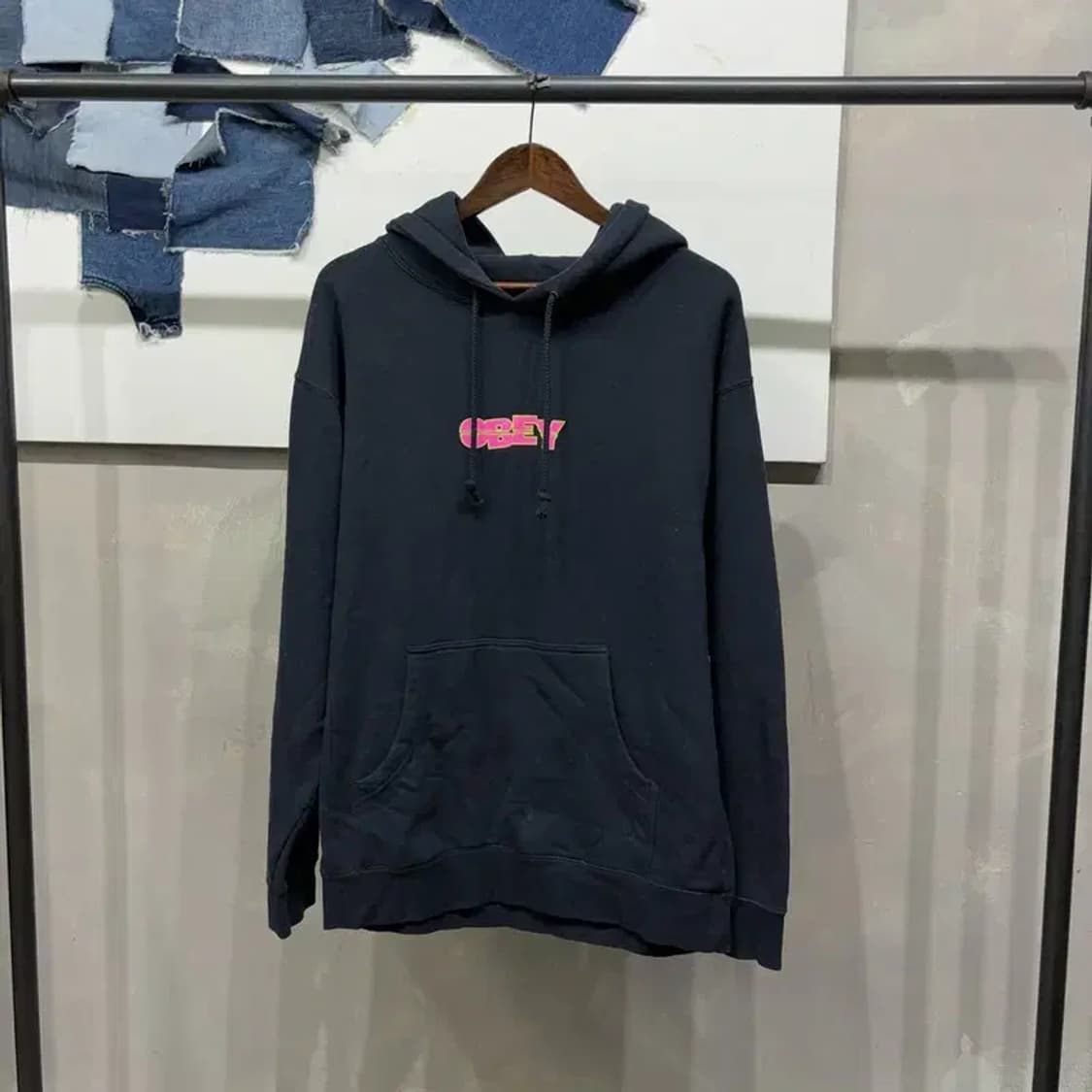 (110) 오베이 스트릿 캐주얼 기모 로고 후드티 상품이미지1