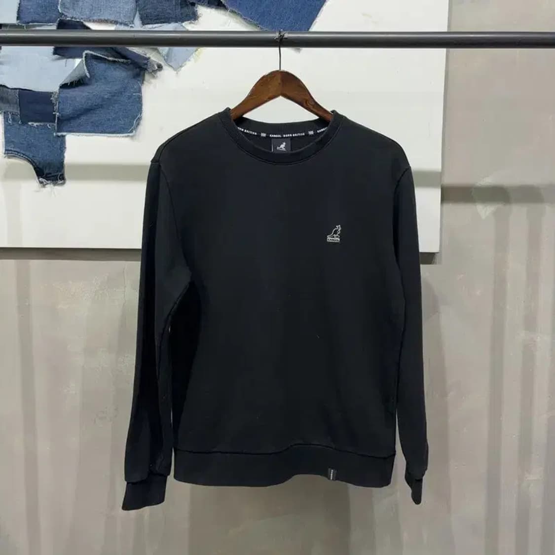 (90) 캉골 캐주얼 자수 블랙 맨투맨 긴팔 티 상품이미지1