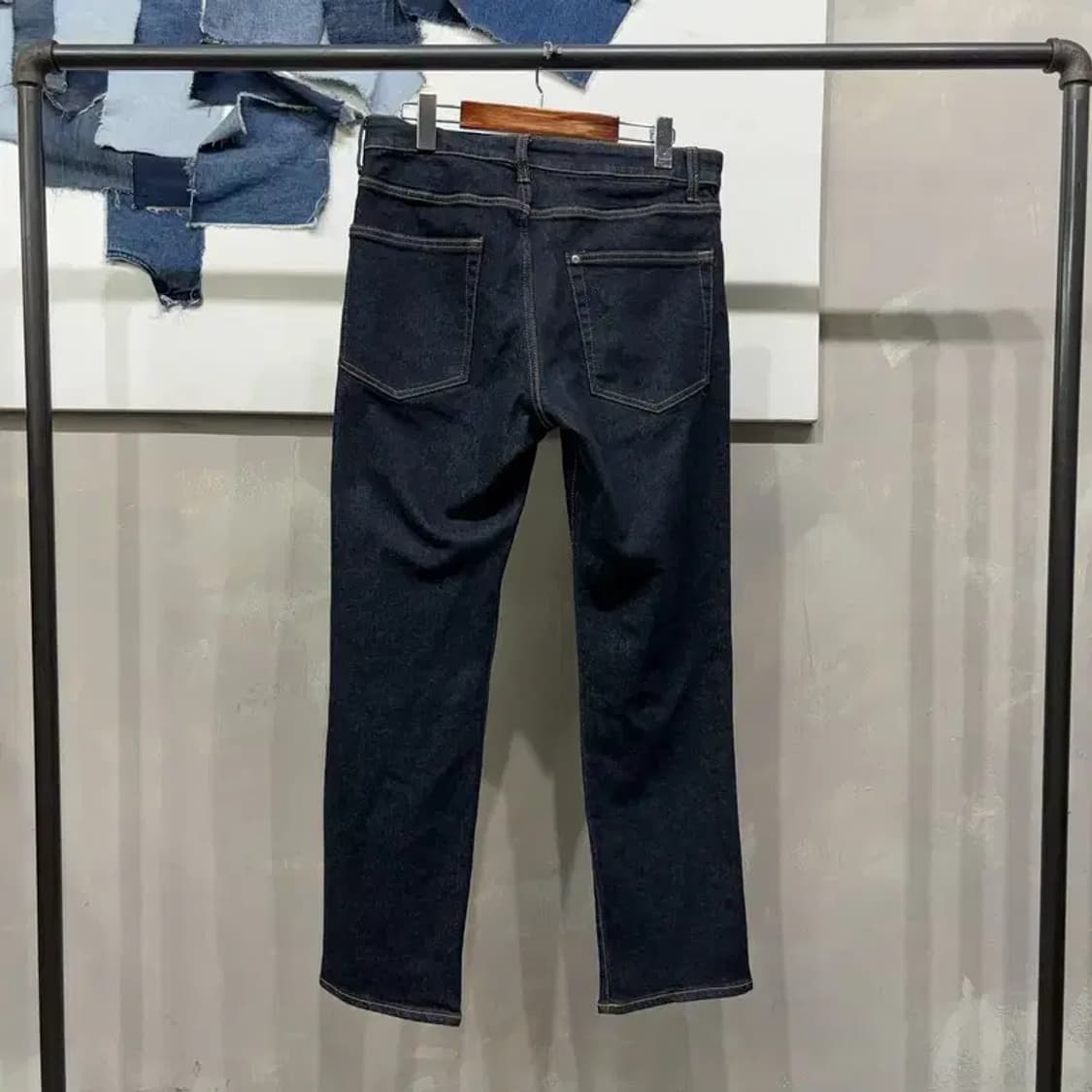 (32인치) H.M 흐앤므 캐주얼 레귤러핏 스판 진청바지 데님팬츠 상품이미지3