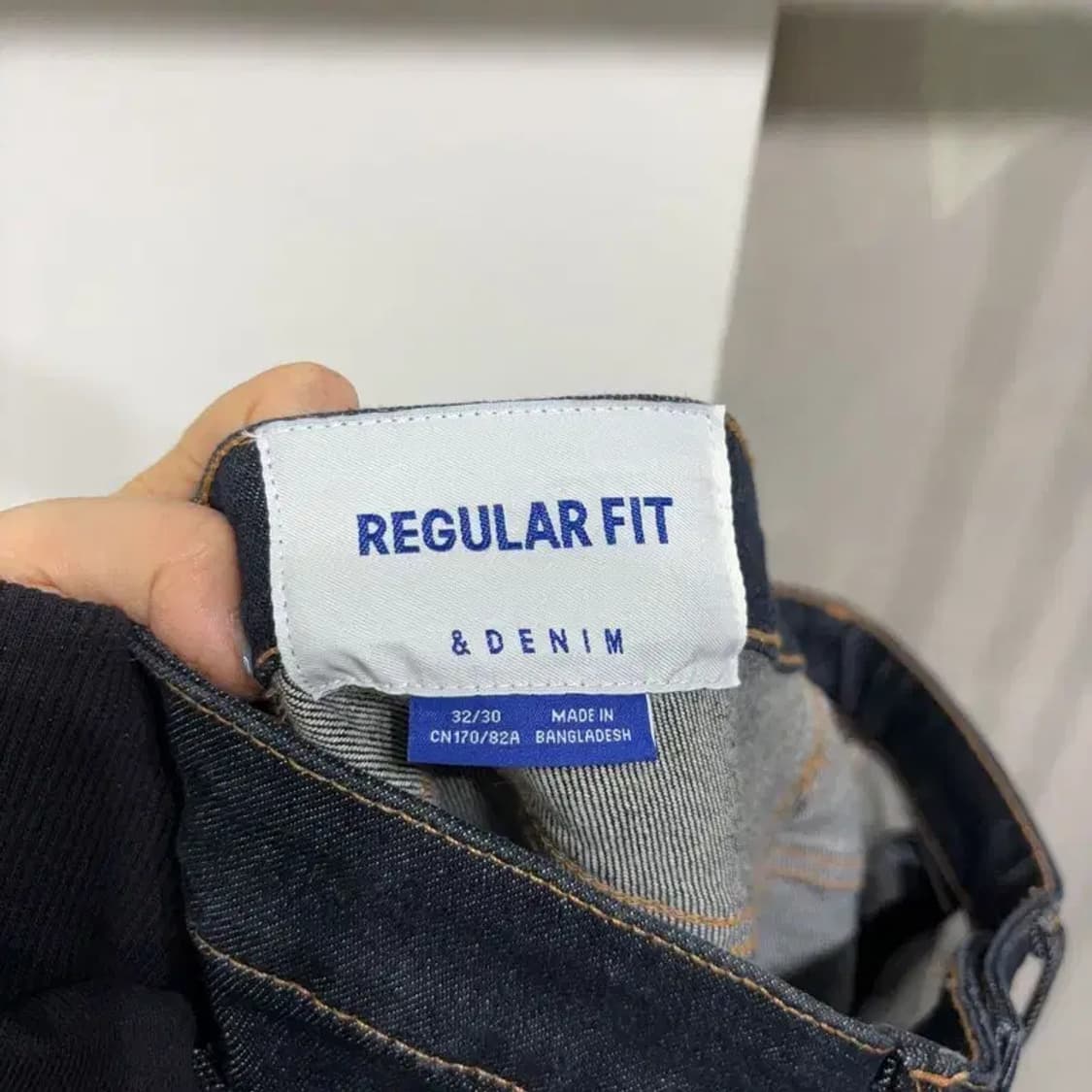 (32인치) H.M 흐앤므 캐주얼 레귤러핏 스판 진청바지 데님팬츠 상품이미지5
