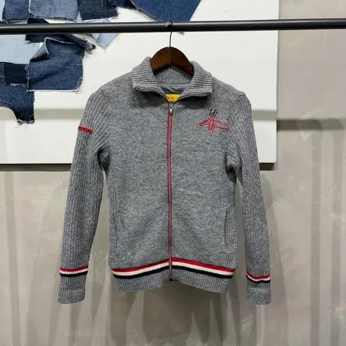 (90) 루이까스텔 여성 골프 스포츠 방풍 니트 집업 자켓 상품이미지1