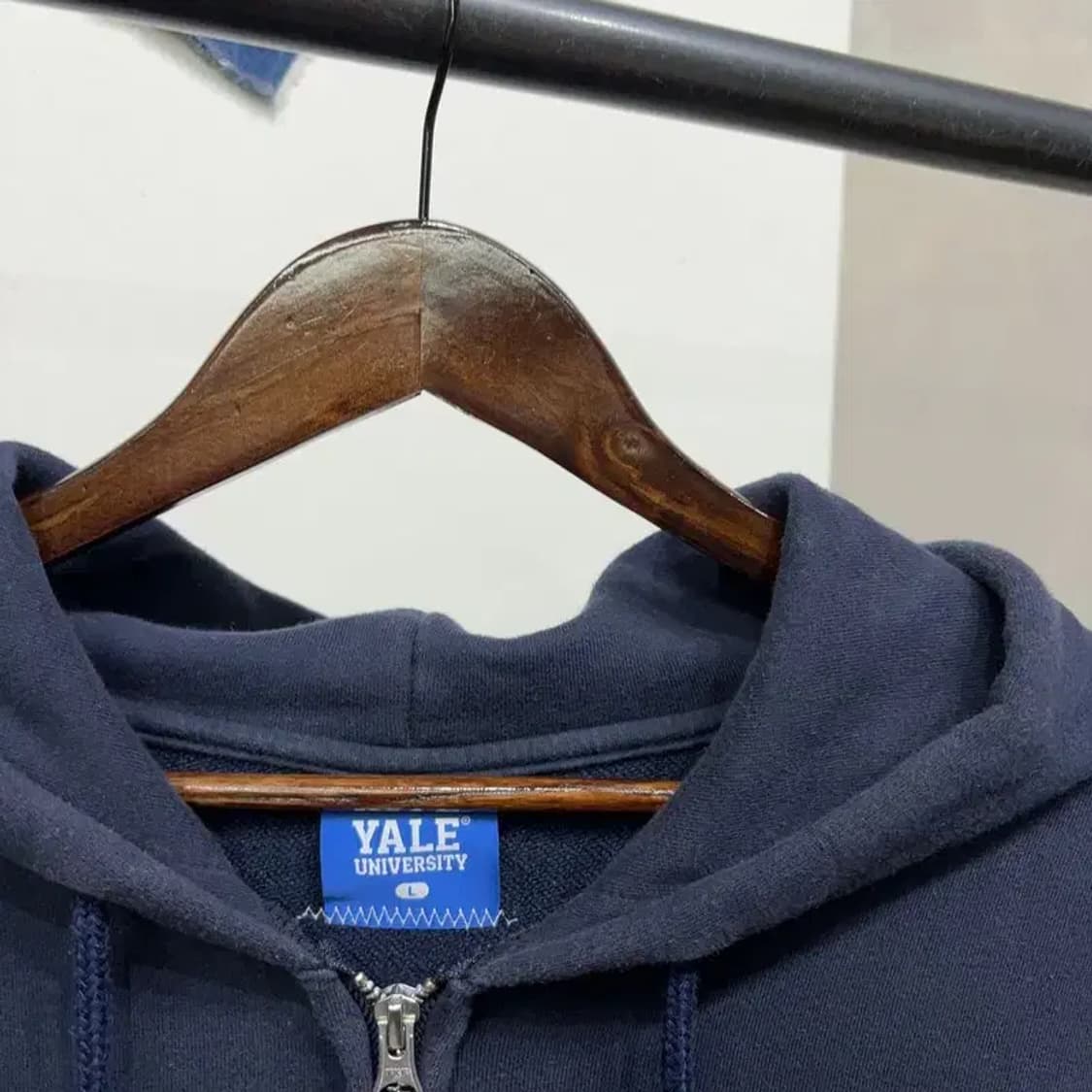 (105) 예일 캐주얼 곰돌이 자수 투웨이 후드집업 자켓 상품이미지2