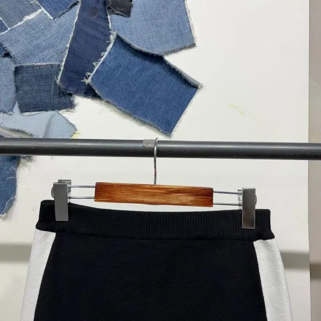 (25~26인치) 어뉴 여성 골프 밴딩 니트 미니스커트 치마 상품이미지2